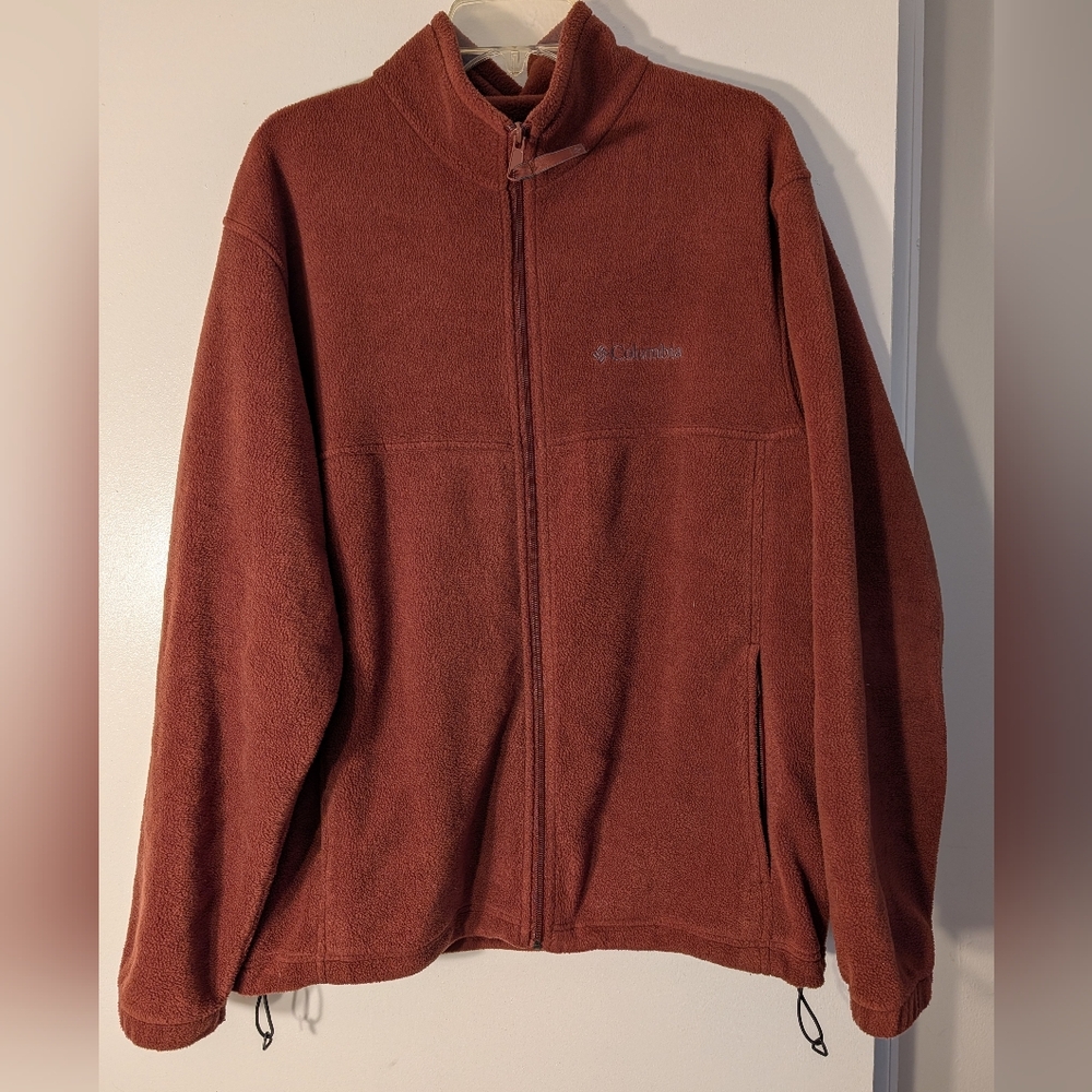 Men's Columbia Rust Zip Up Fleece Jacket Large.